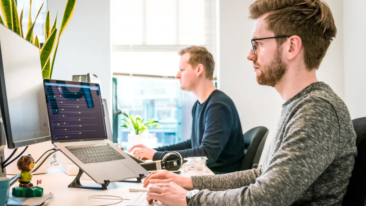 LLM Observability for Swiss Businesses 2026 — Monitoring, Evaluation and Governance with ARGUS